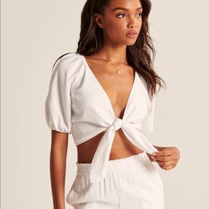 Abercrombie Cropped Tie-Front Linen Blend Top